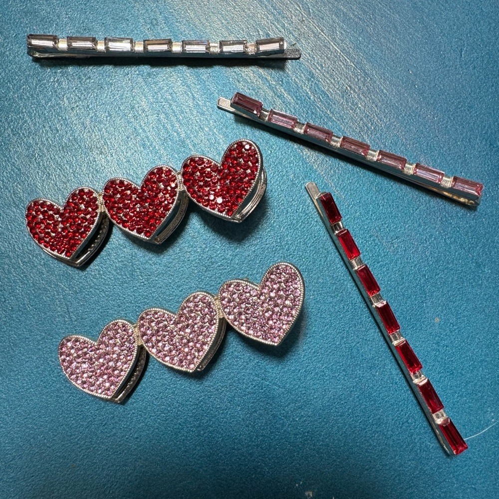 Heart and Bar Hair Clips Set - Picture 2 of 3